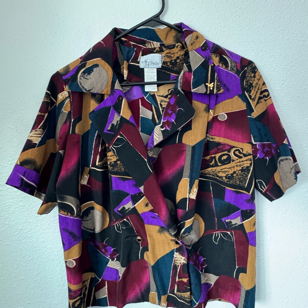 Gorgeous Vintage Button Up